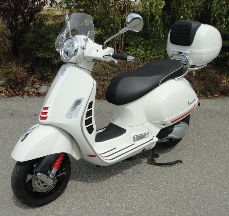 Vespa 300 gts sport