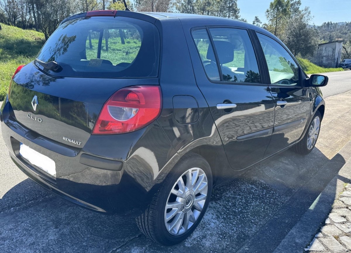 Renault Clio 1.5 DCi
